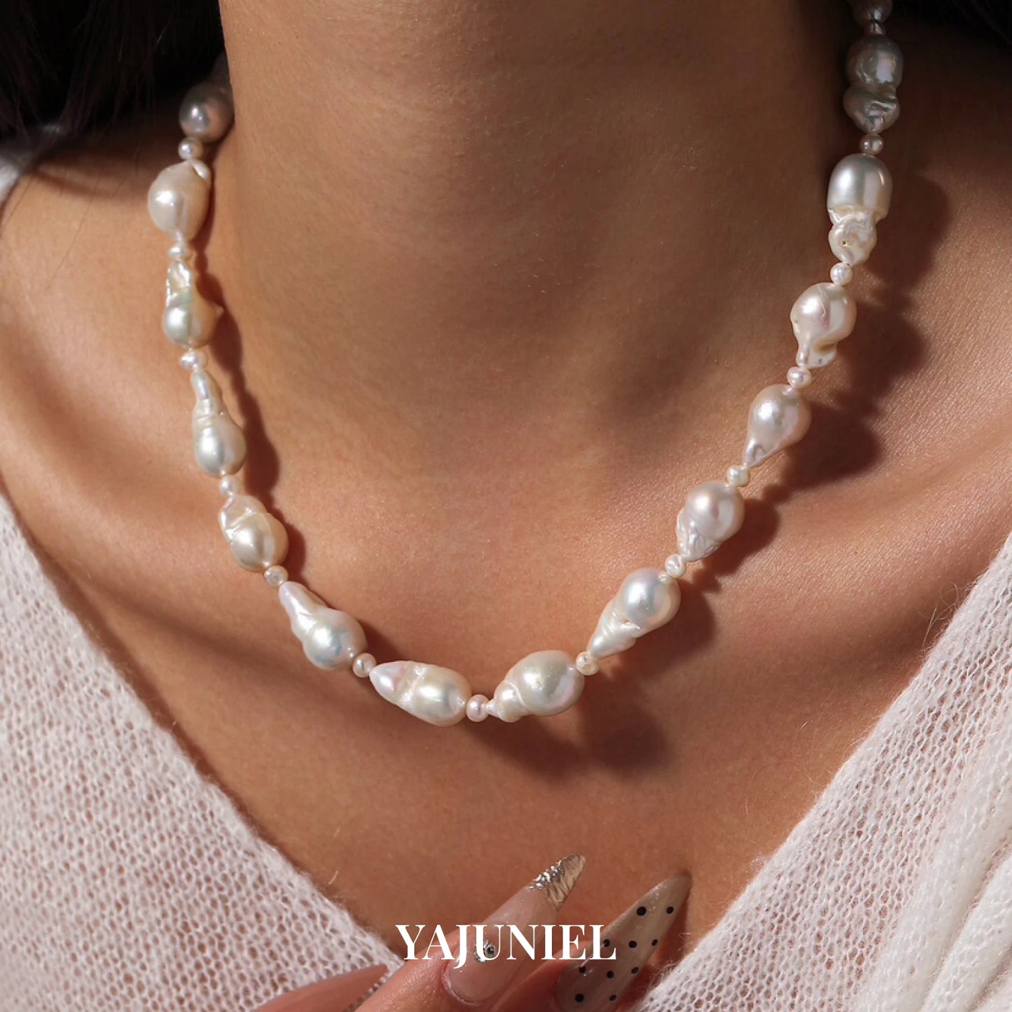 The Valen Lumière Necklace