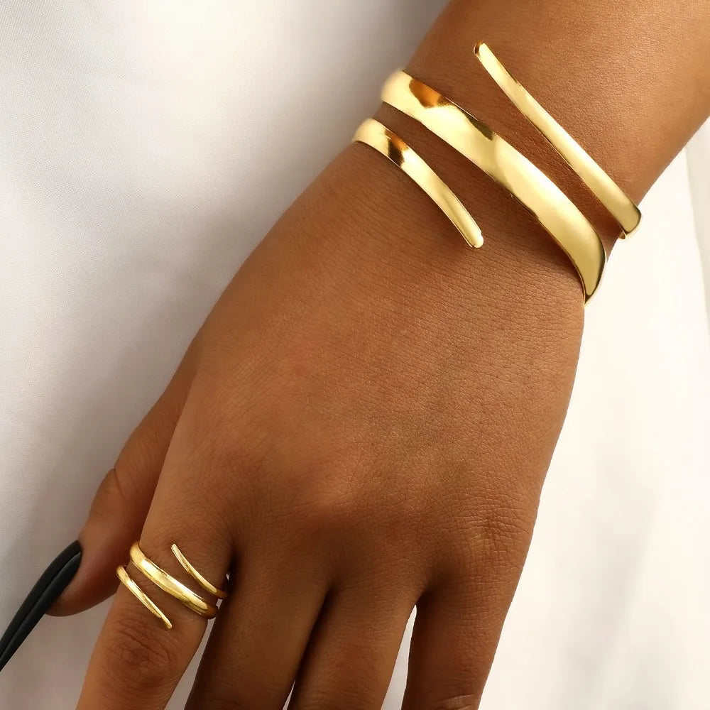 The Calista Cuff