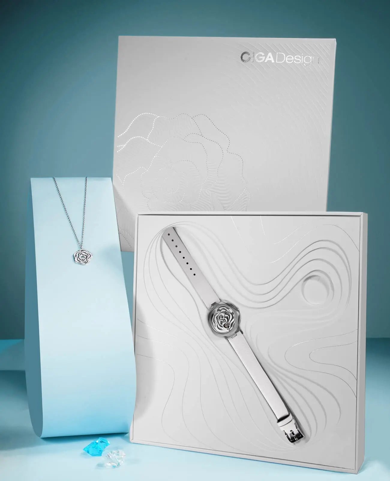 The Muna Fleur de Verre