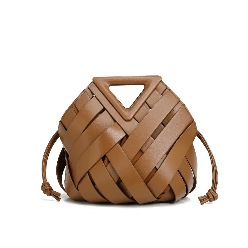 The Muna Solara Clutch