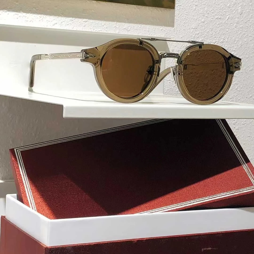 The Aurelia Rouge Frames