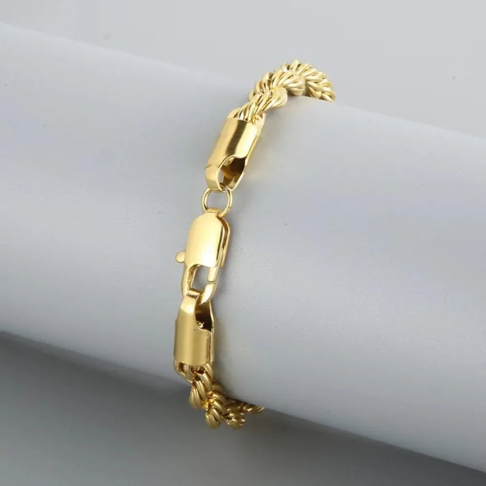 The Celestine Oro Bracelet