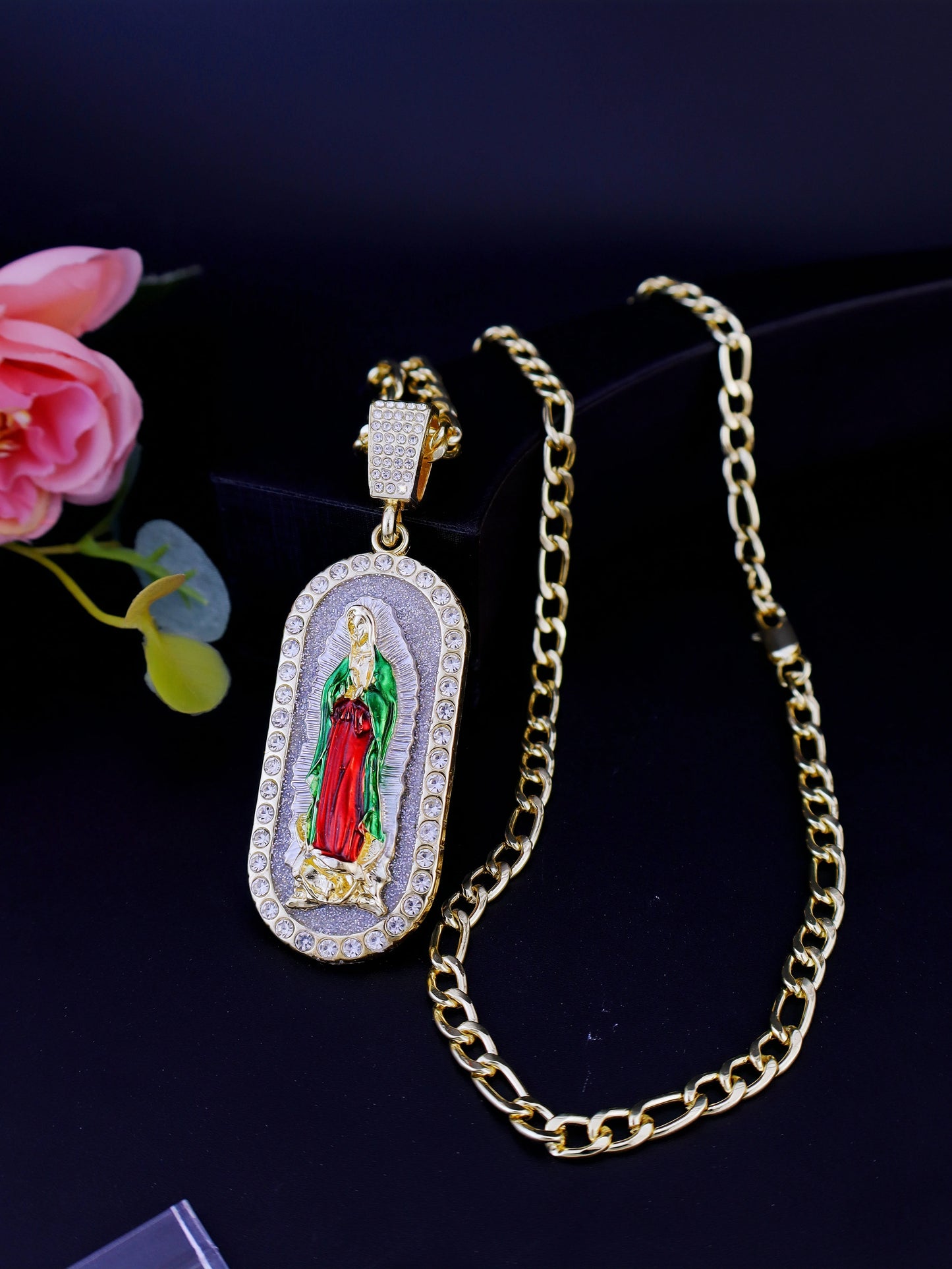 The Isolde Pendant