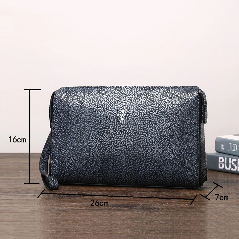 The Winter Clutch