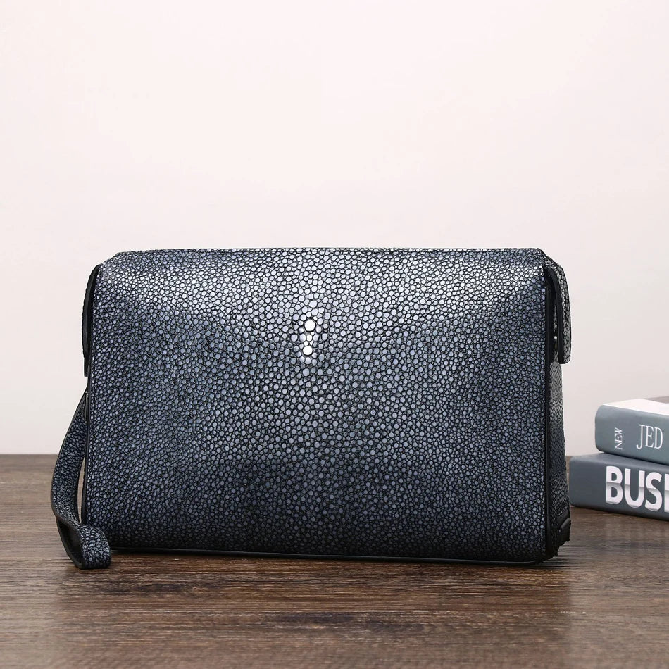 The Winter Clutch