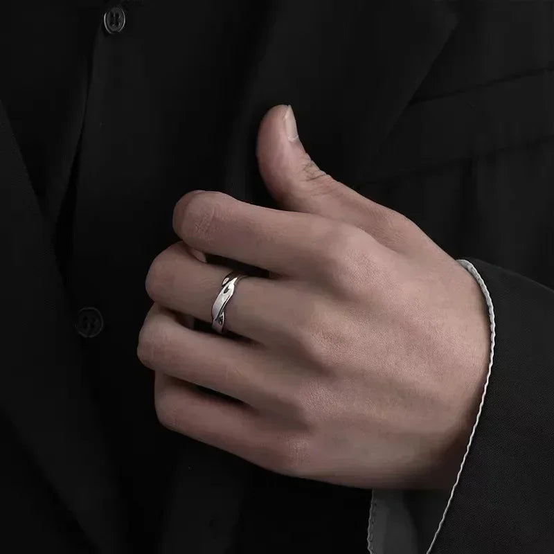 The Aurelia Band Ring