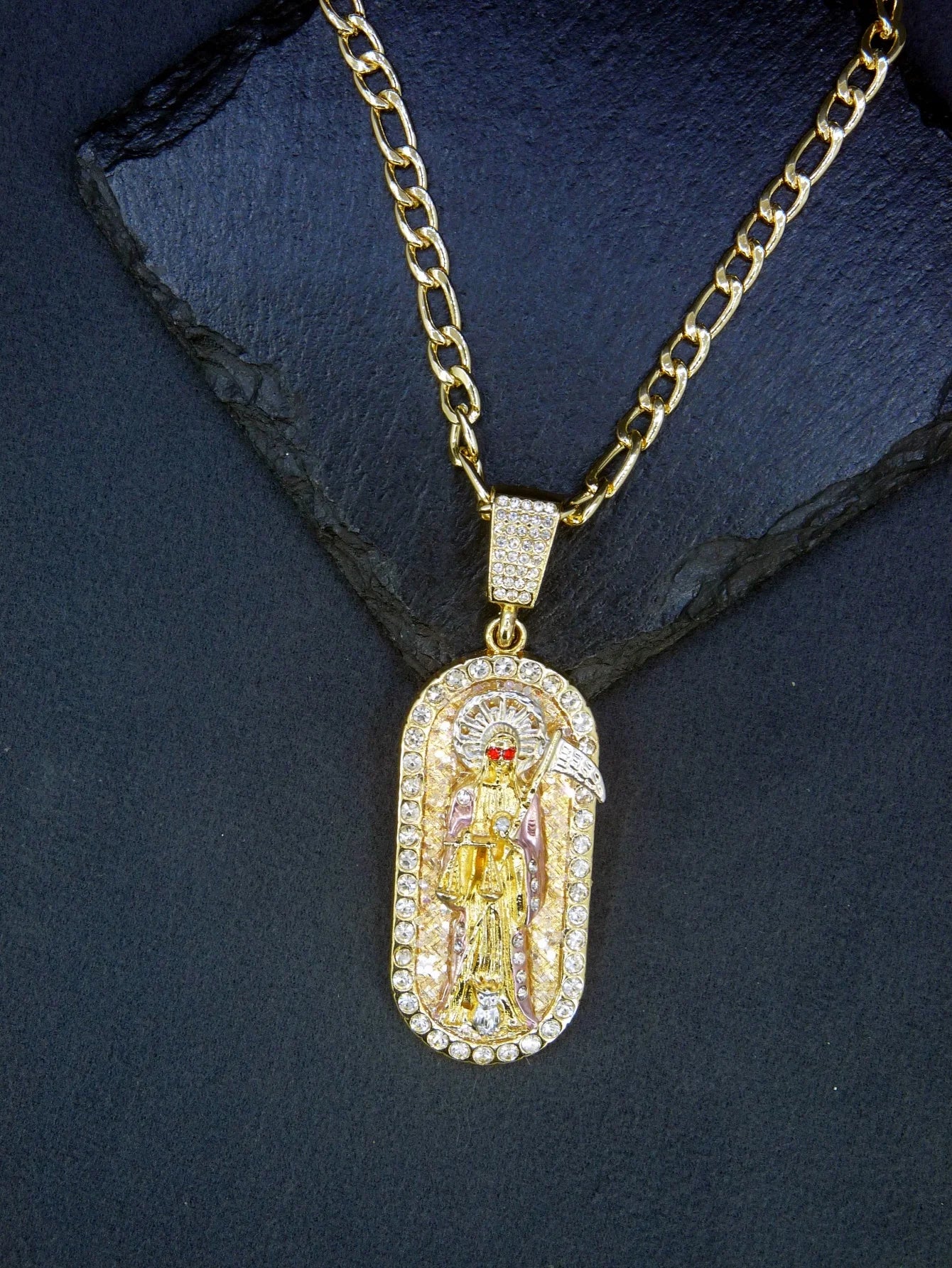 The Isolde Pendant