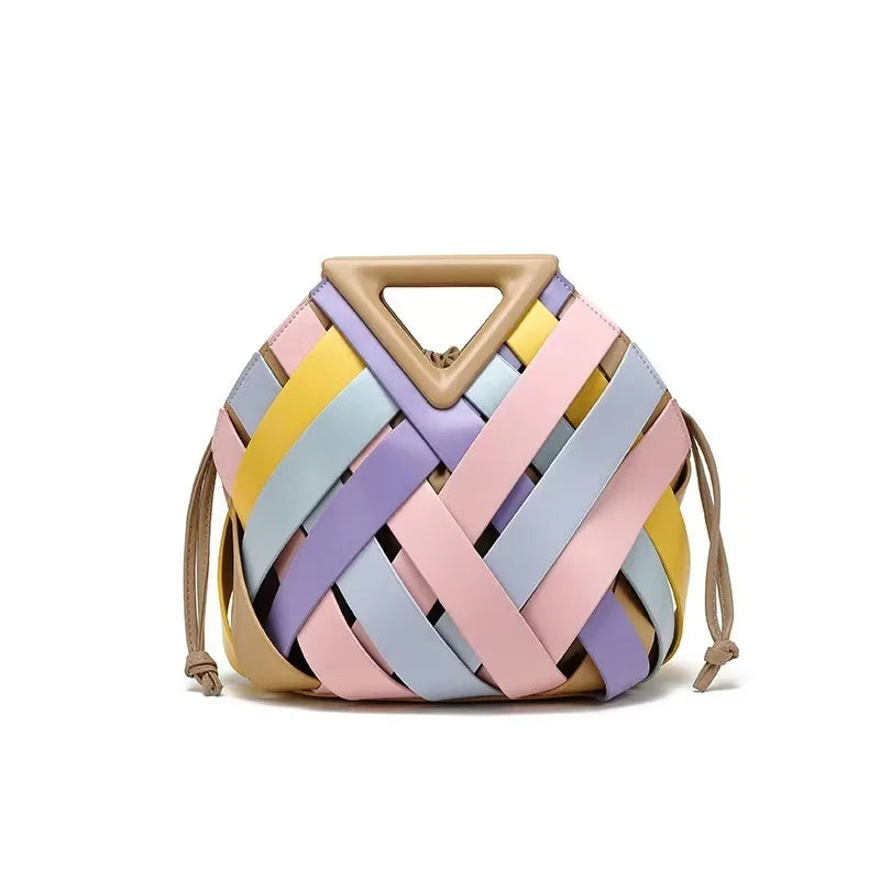 The Muna Solara Clutch