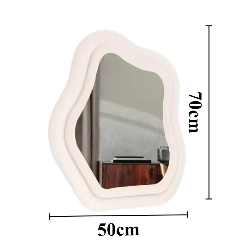 The Valen Noir Mirror