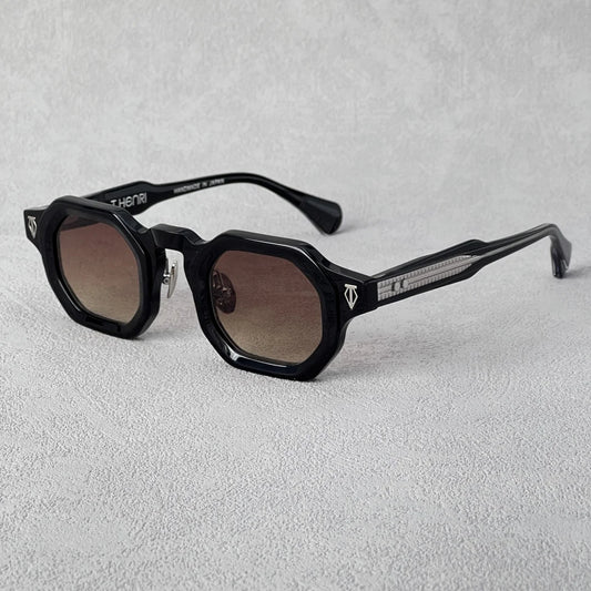 The Aureon Noir